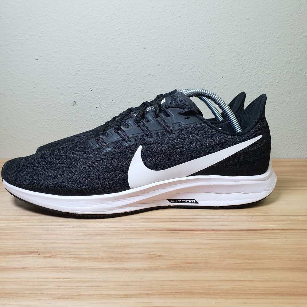 Nike Men's Size 9.5 Zoom Pegasus Running Shoes‎ Black Workout Gym Athletic
